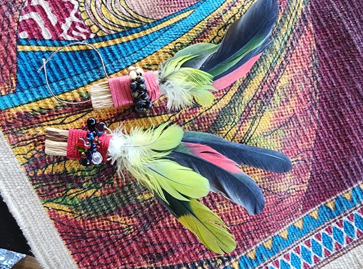 Parrot Feathers Fans for the Holiday Handmade Craft Faire 2022