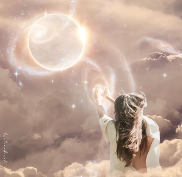 Sagittarius shooting Stars Full Moon by Parita Naran of tailored.art at Instagram